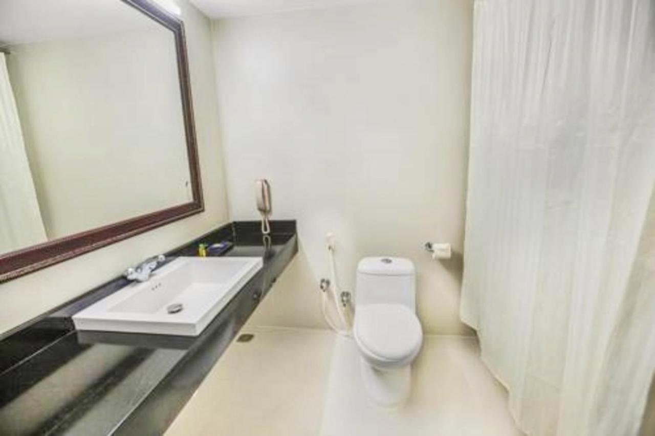 Genx Kr Inn Manyata Bangalore Bagian luar foto